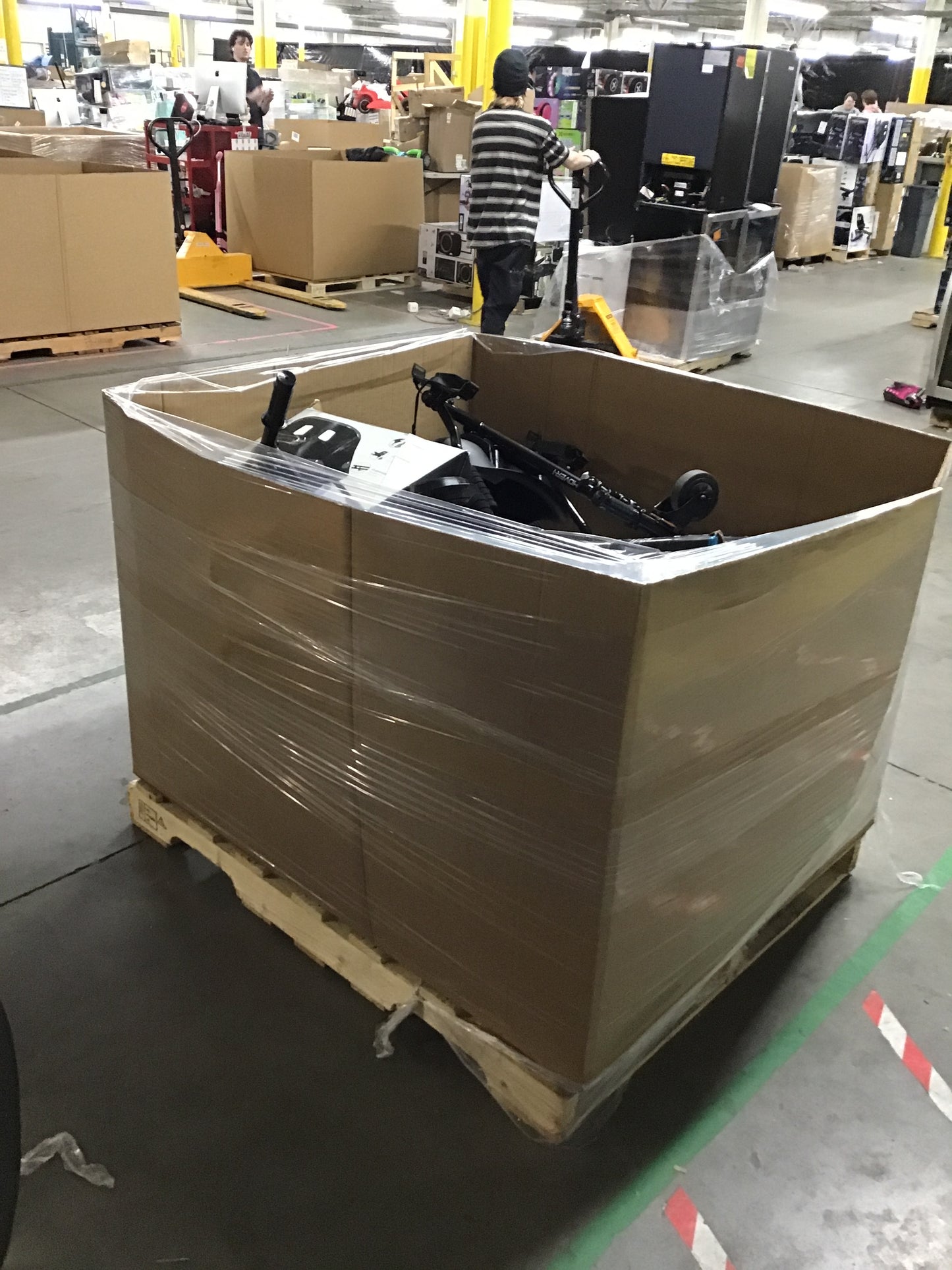 Liquidation Pallet of Hoverboard Attachments, Accessories and Hoverboards | Pallet-HHK | 240307_17