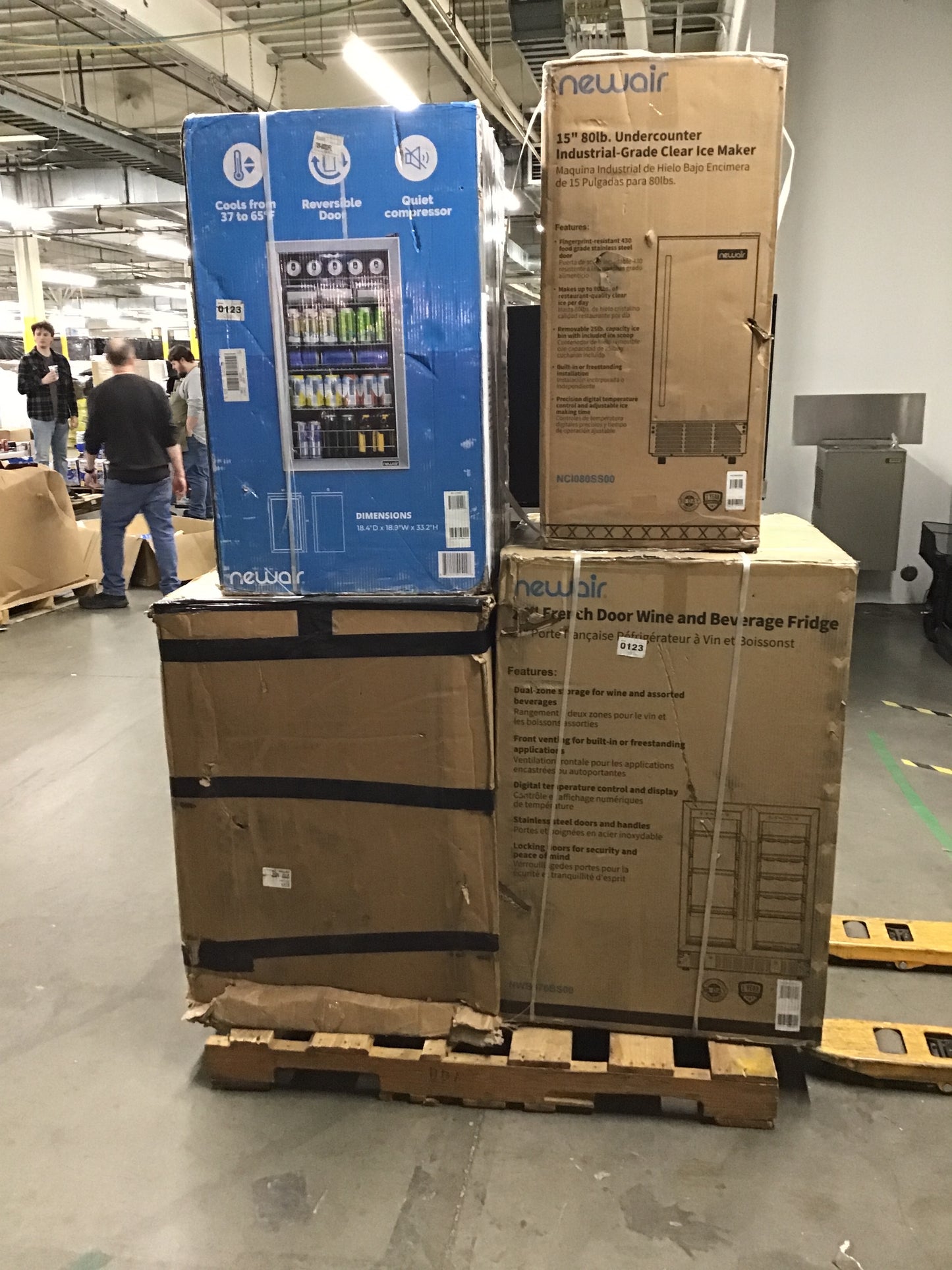 Liquidation Pallet of Compact Fridges, Compact Humidors and Compact Ice Makerss | Pallet-FKI | 240111_26