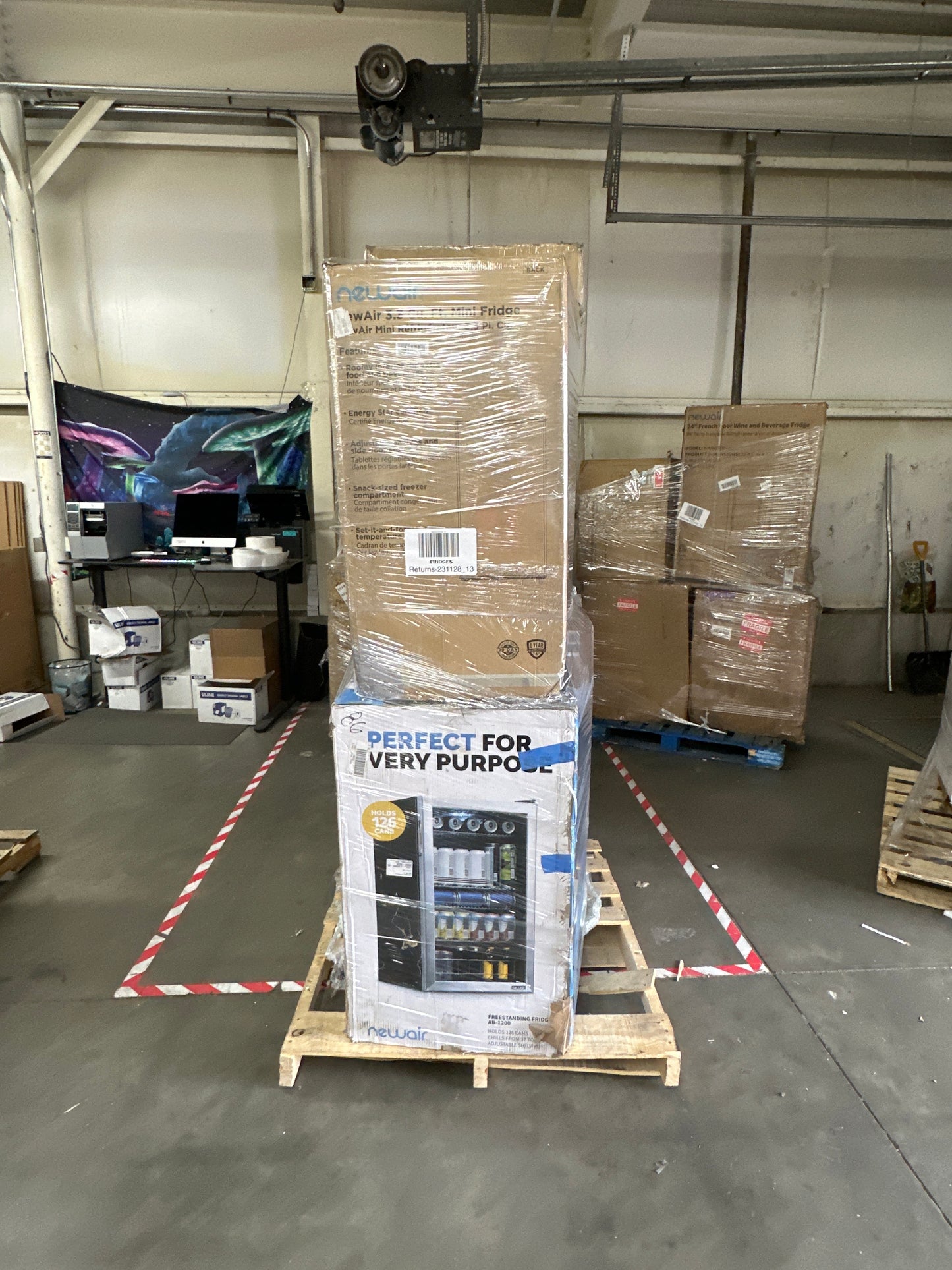 Liquidation Pallet of Compact Fridges | Pallet-EWJ | 231128_13