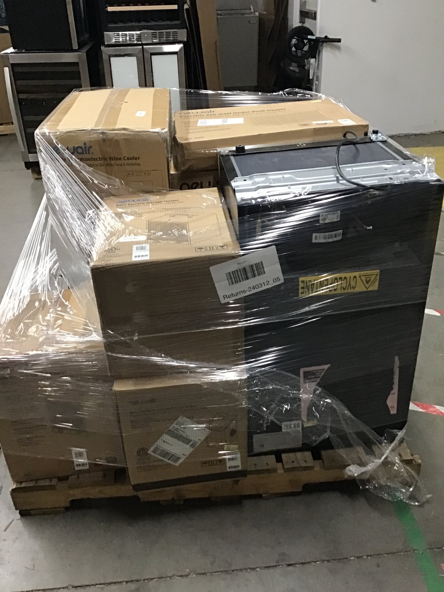 Liquidation Pallet of Portable HVACs, Compact Ice Makerss and Compact Fridges | Pallet-HIO | 240312_05