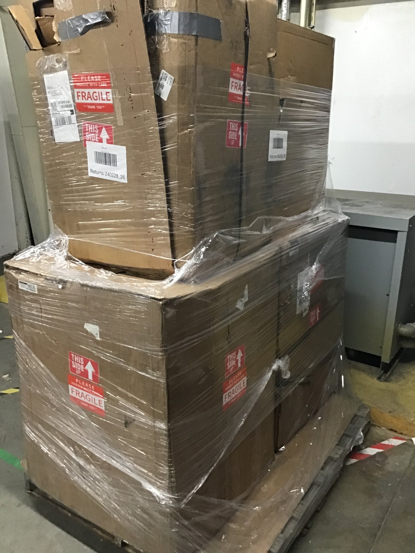 Liquidation Pallet of Compact Fridges,  and  | Pallet-GZG | 240228_26