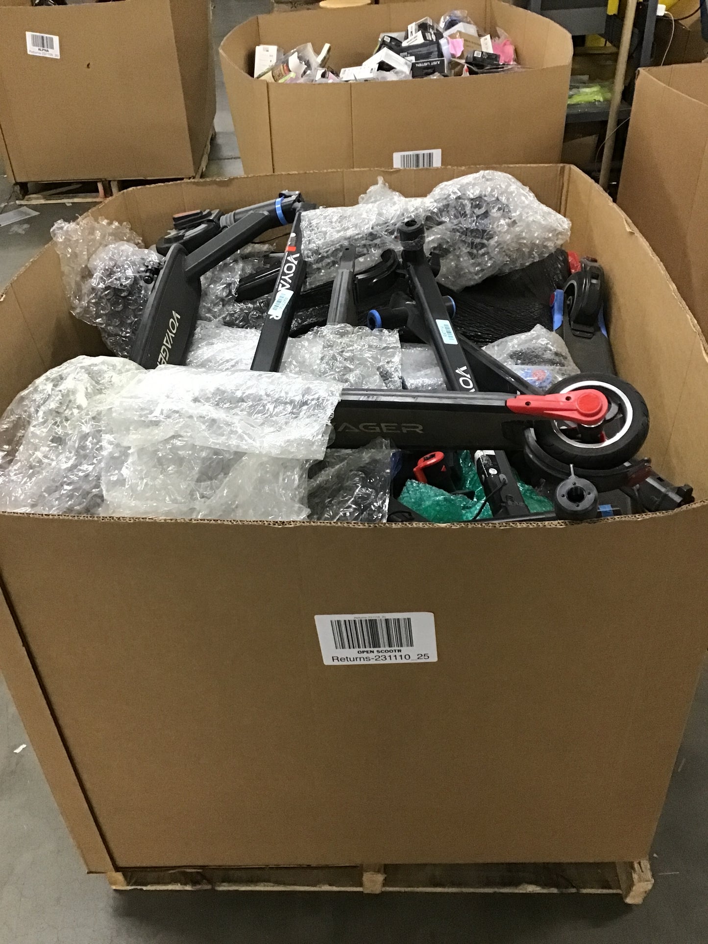 Liquidation Pallet of Electric Scooters,  and  | Pallet-ETZ | 231110_25