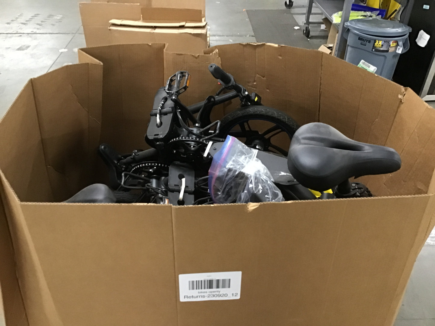 Liquidation Pallet of Electric Bikes, Pallet-DSG