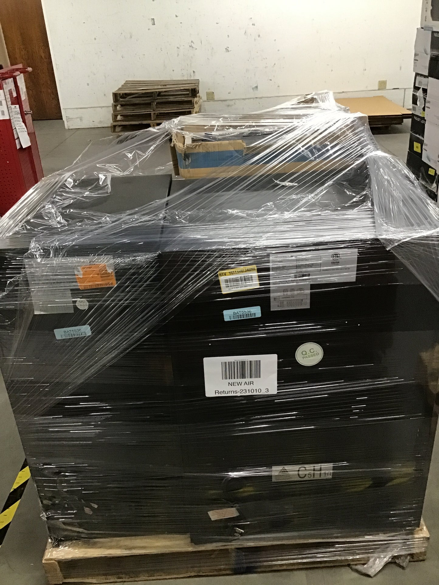 Liquidation Pallet of Compact Fridges, Pallet-EAD