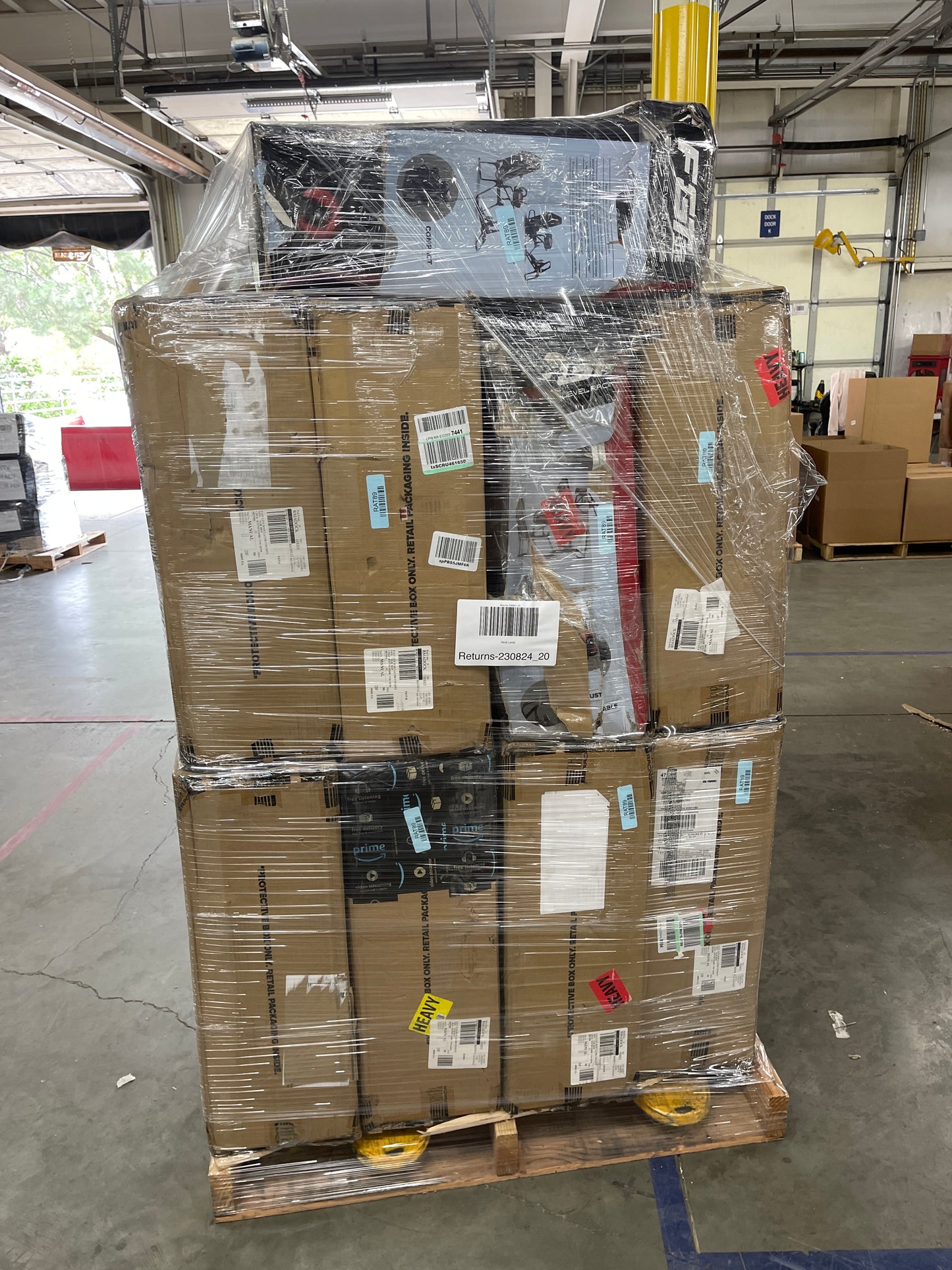 Liquidation Pallet of Gaming Accessories, Pallet-DEN