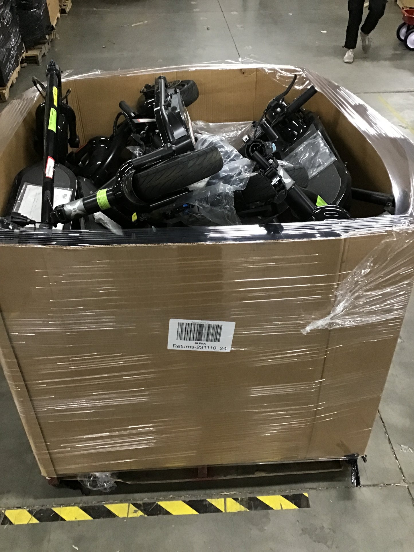 Liquidation Pallet of Electric Scooters, Pallet-EUG