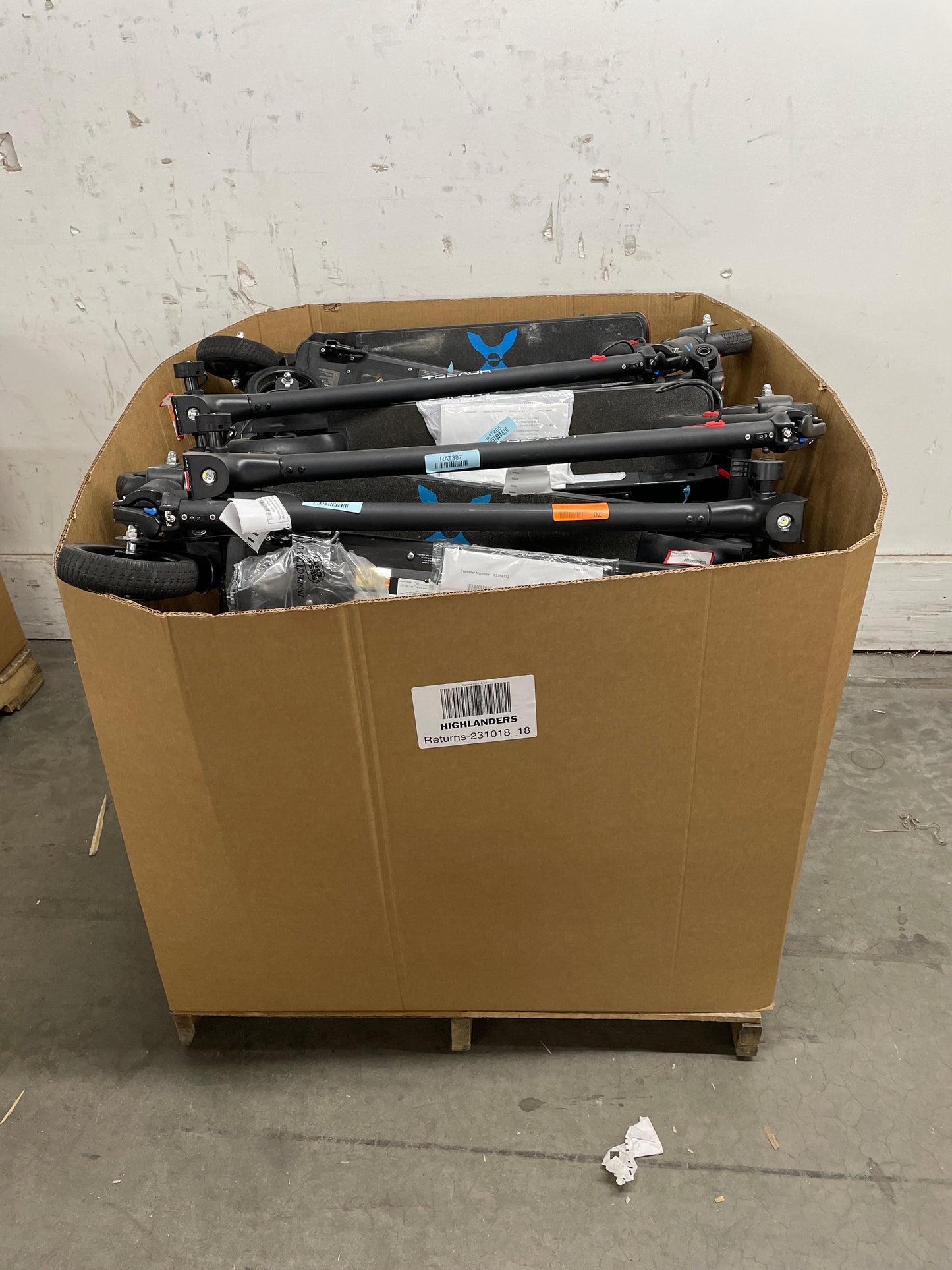 Liquidation Pallet of Electric Scooters, Pallet-EFW