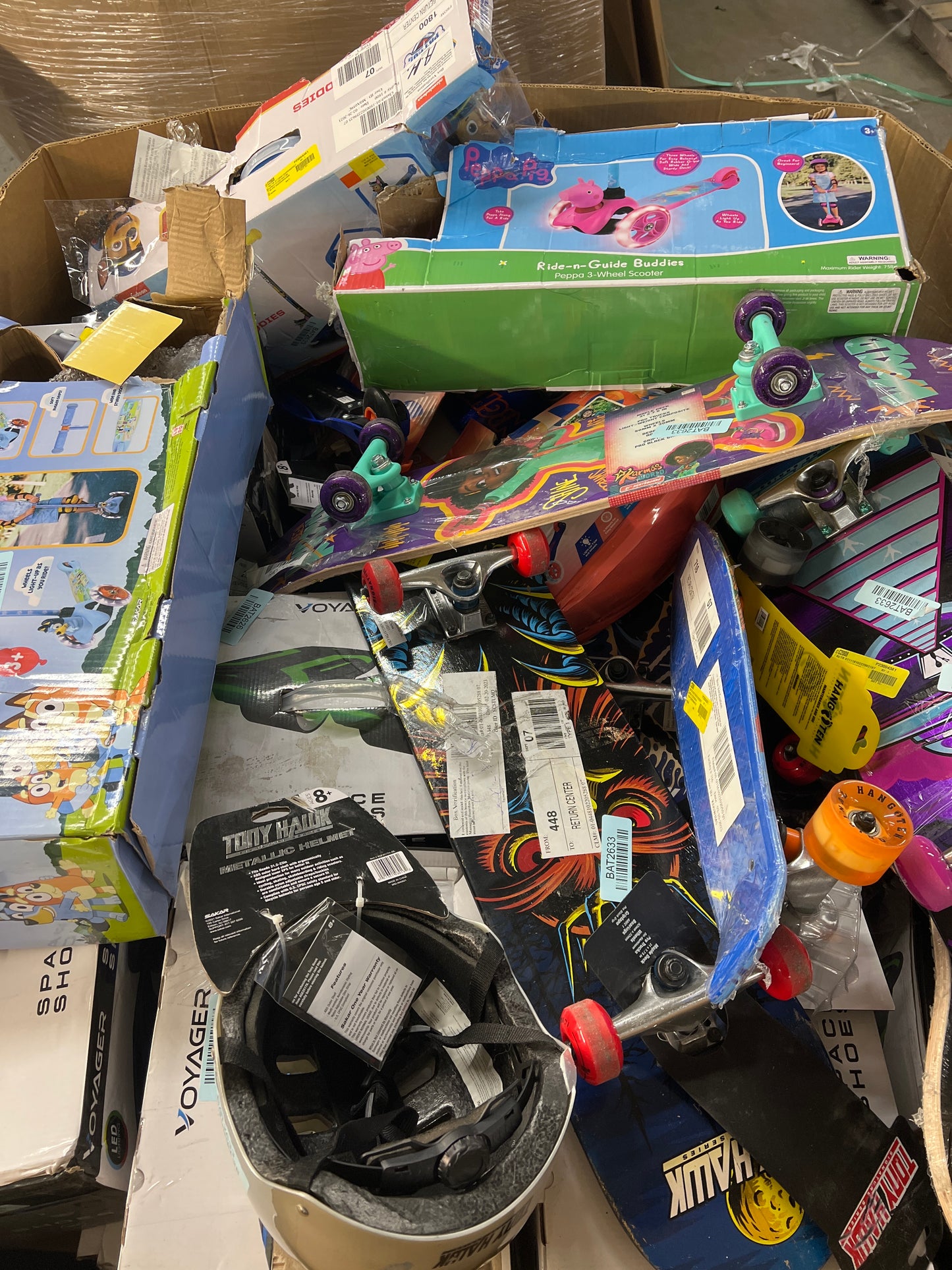 Liquidation Pallet of Hoverboards and Toys, Pallet-TK