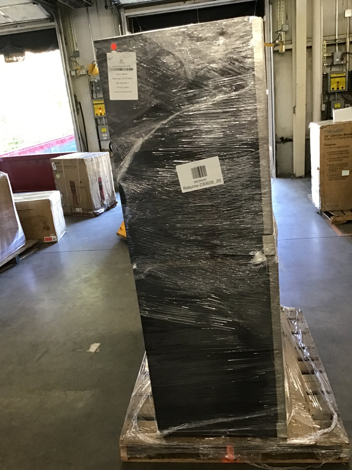 Liquidation Pallet of Compact Fridges, Pallet-BSB