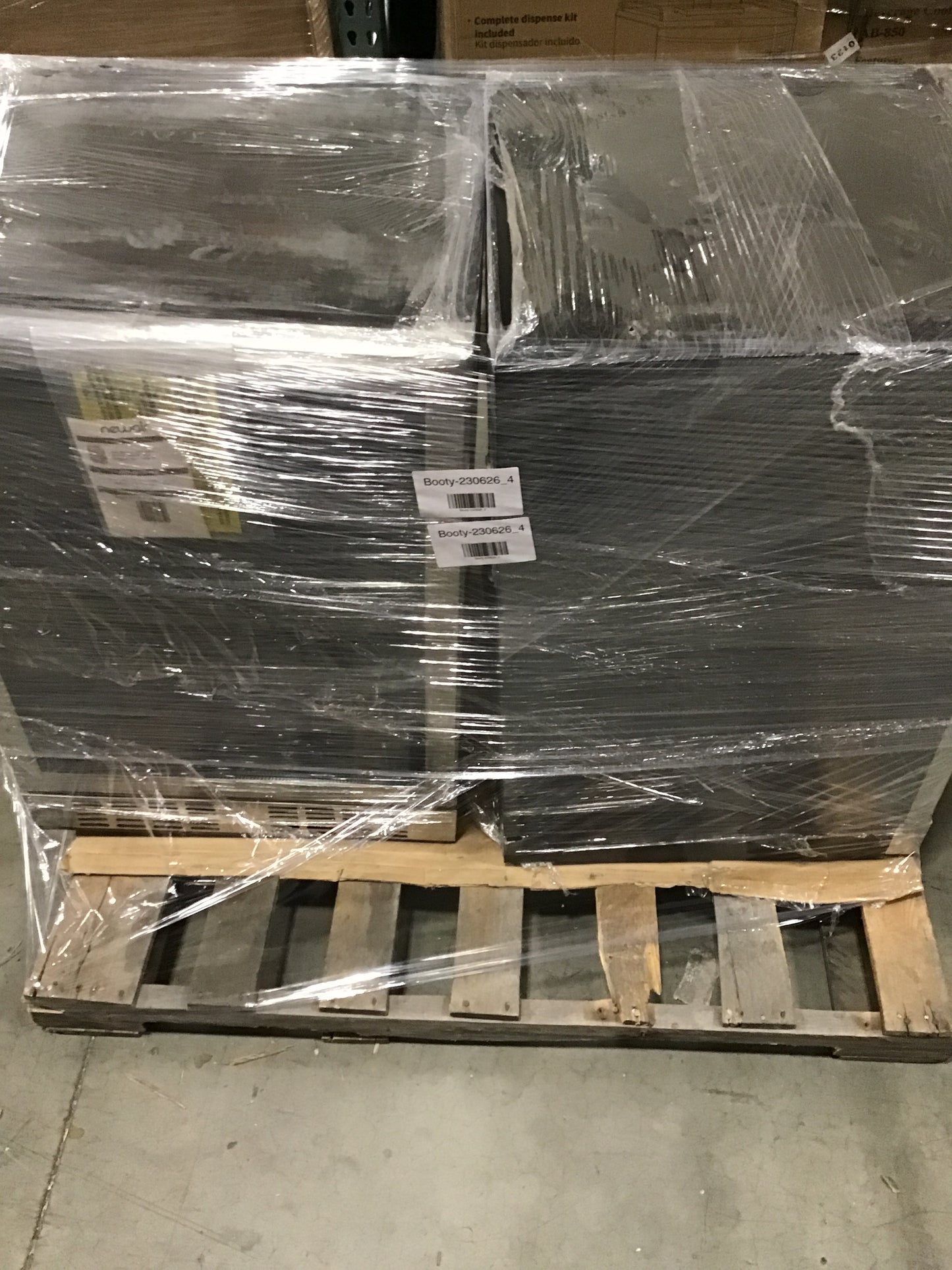 Liquidation Pallet of Compact Fridges, Pallet-CFY