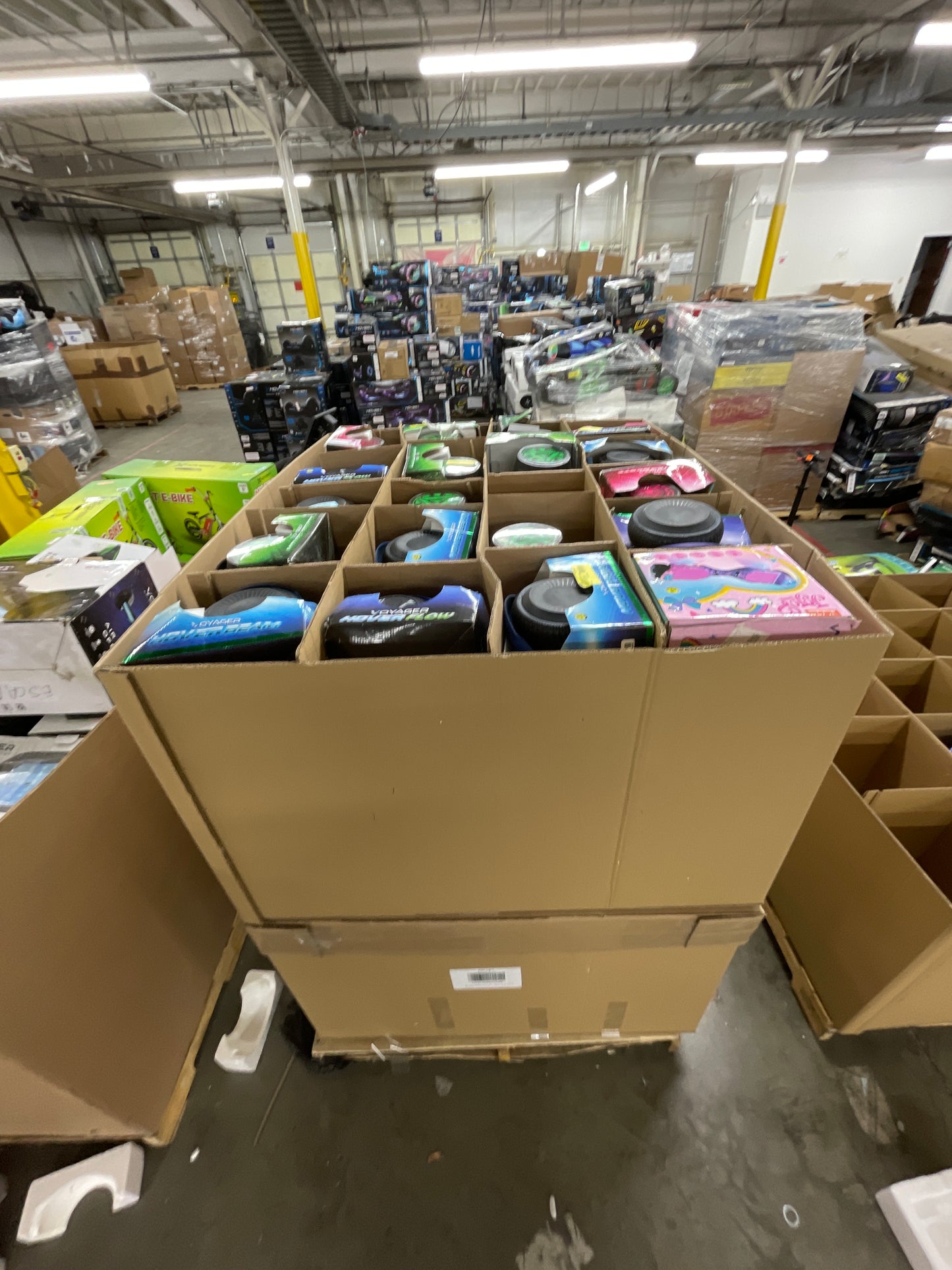 Liquidation Pallet of Hoverboards and Toys, Pallet-JY