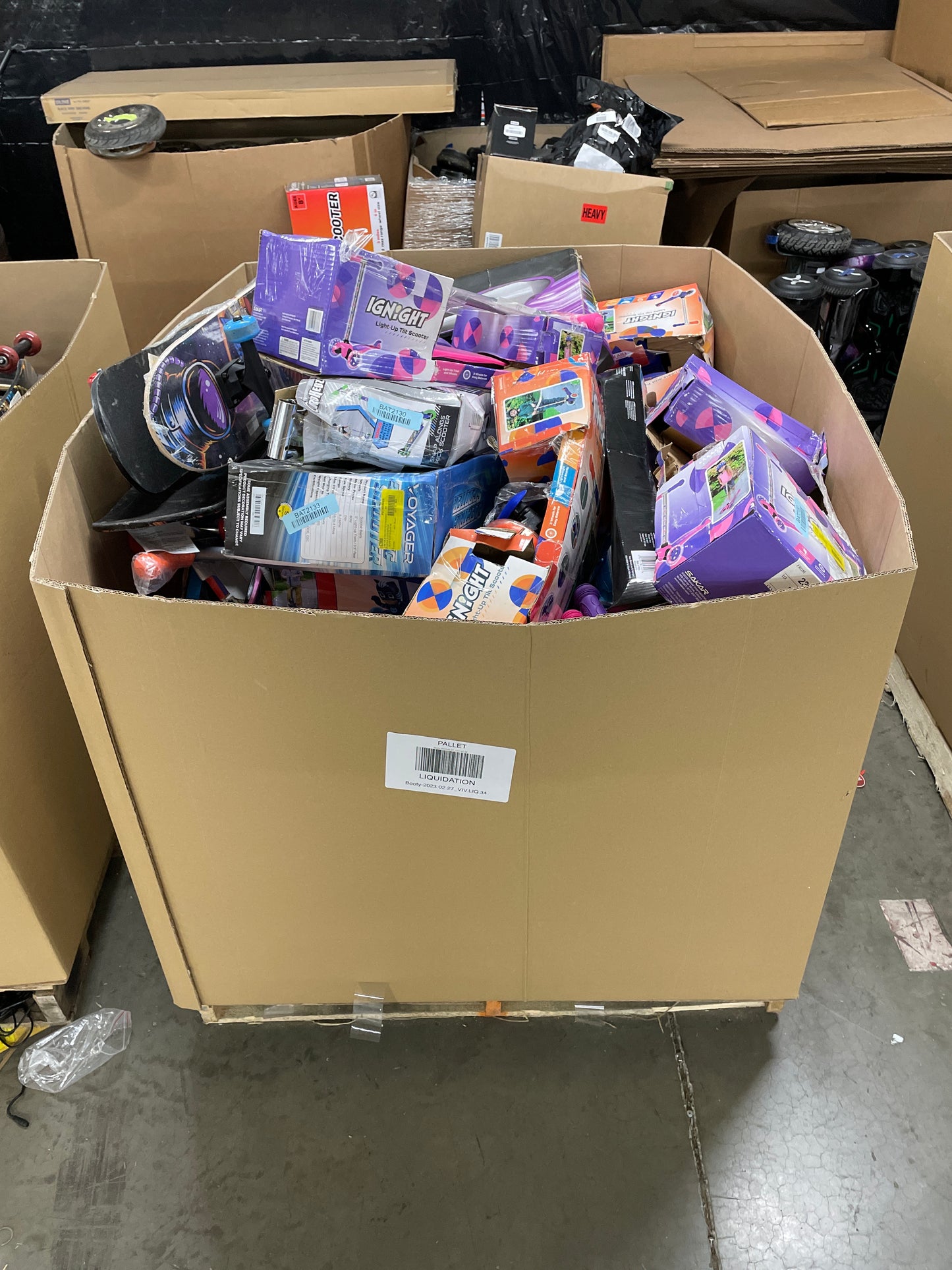 Liquidation Pallet of Toys and Electric Scooters, Pallet-GT