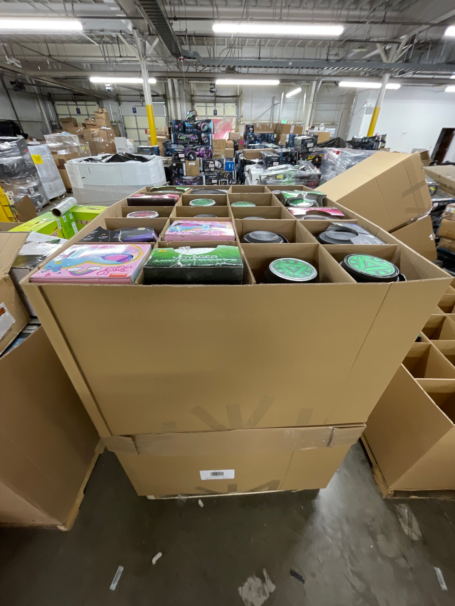Liquidation Pallet of Hoverboards and Toys, Pallet-MQ