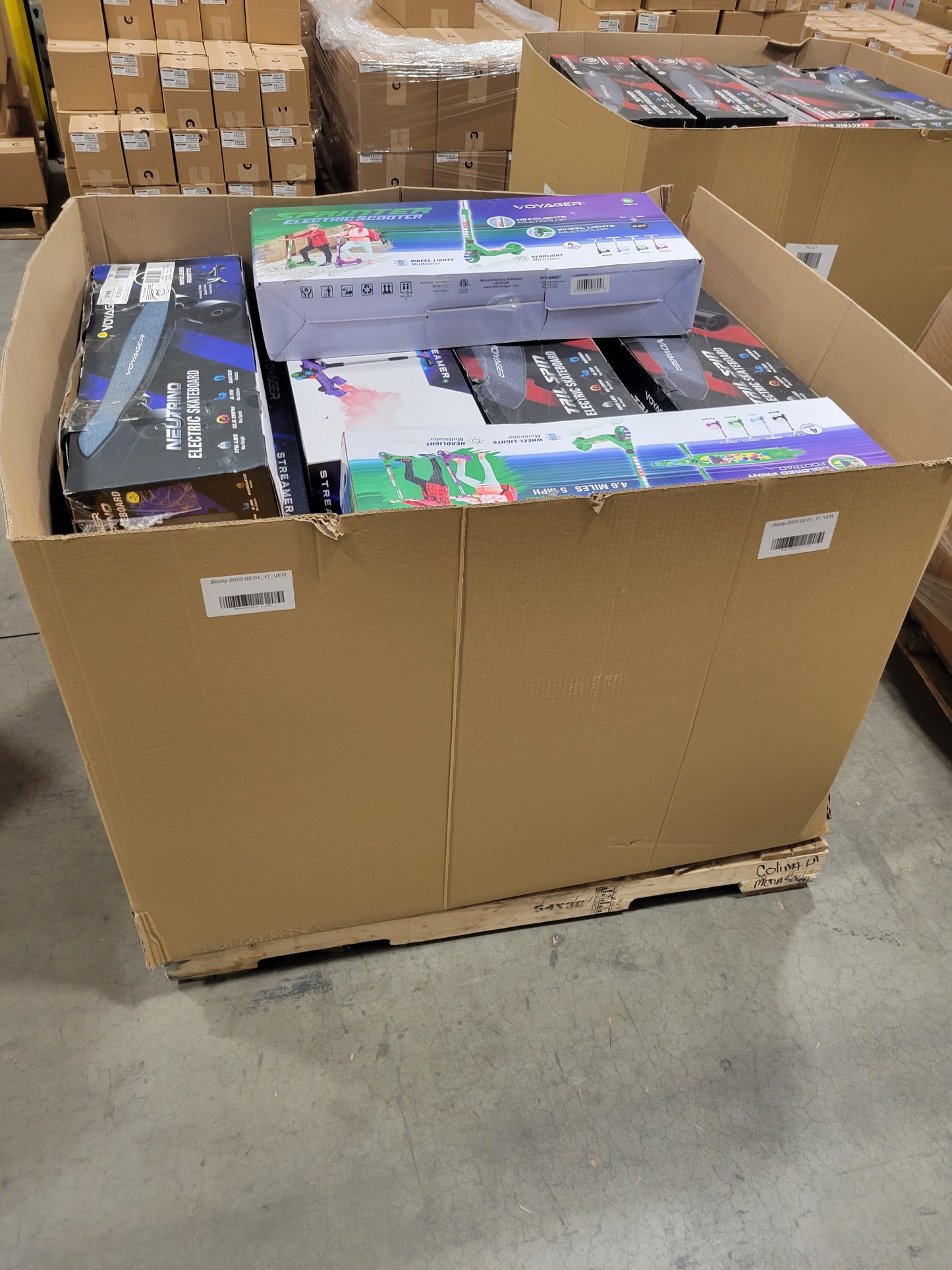 Liquidation Pallet of Electronic Toys and Hoverboards, Pallet-AZF