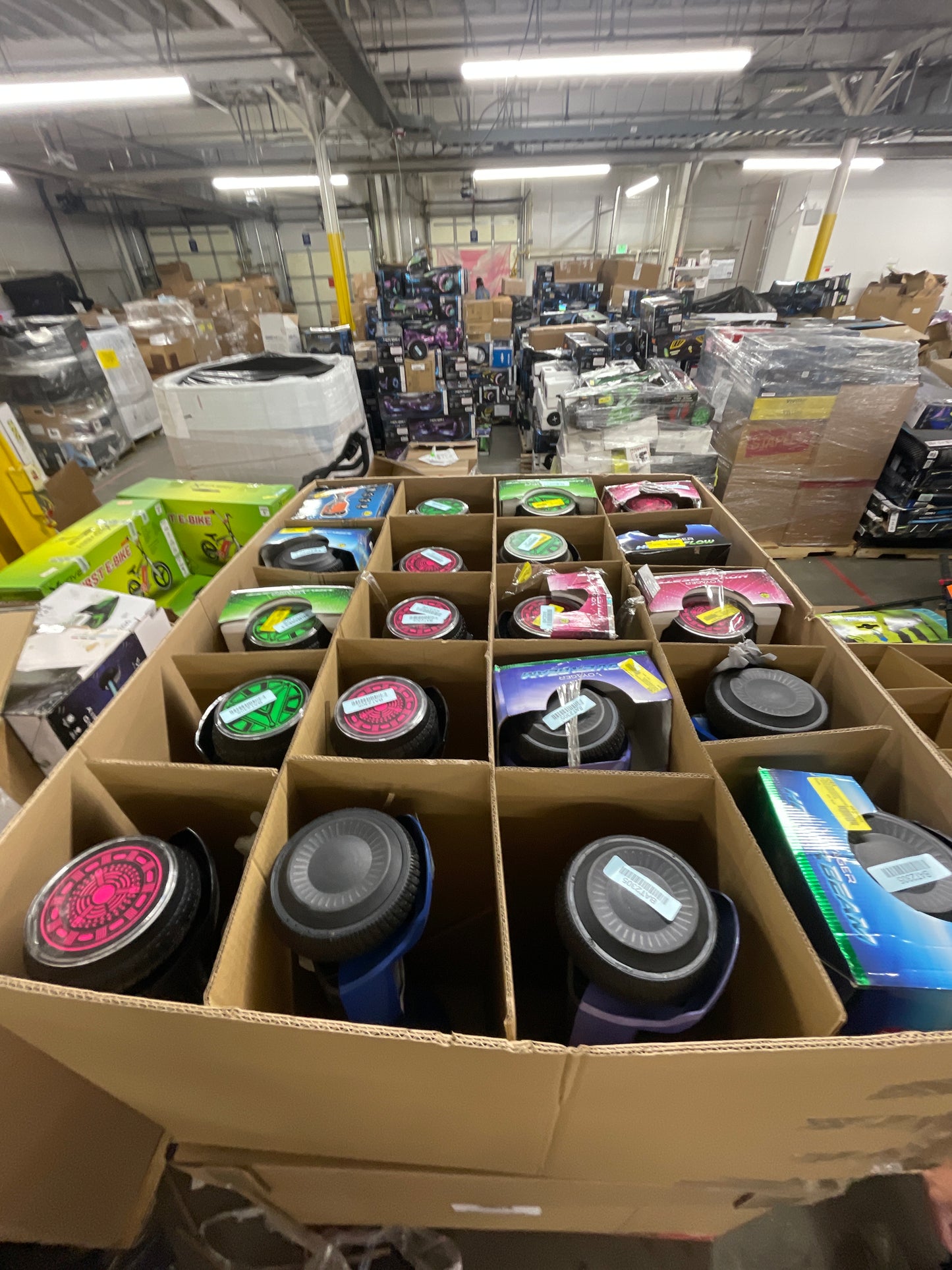 Liquidation Pallet of Hoverboards and Toys, Pallet-MB