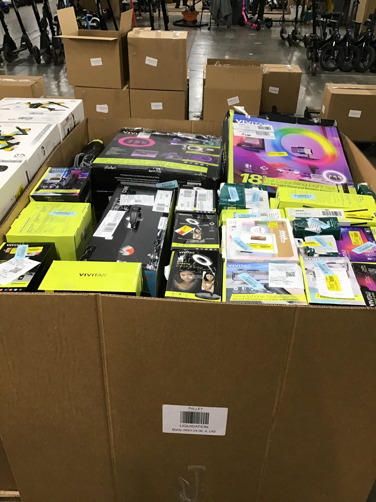 Liquidation Pallet of Lights, Camera Accessories and Accessories, Pallet-AIT