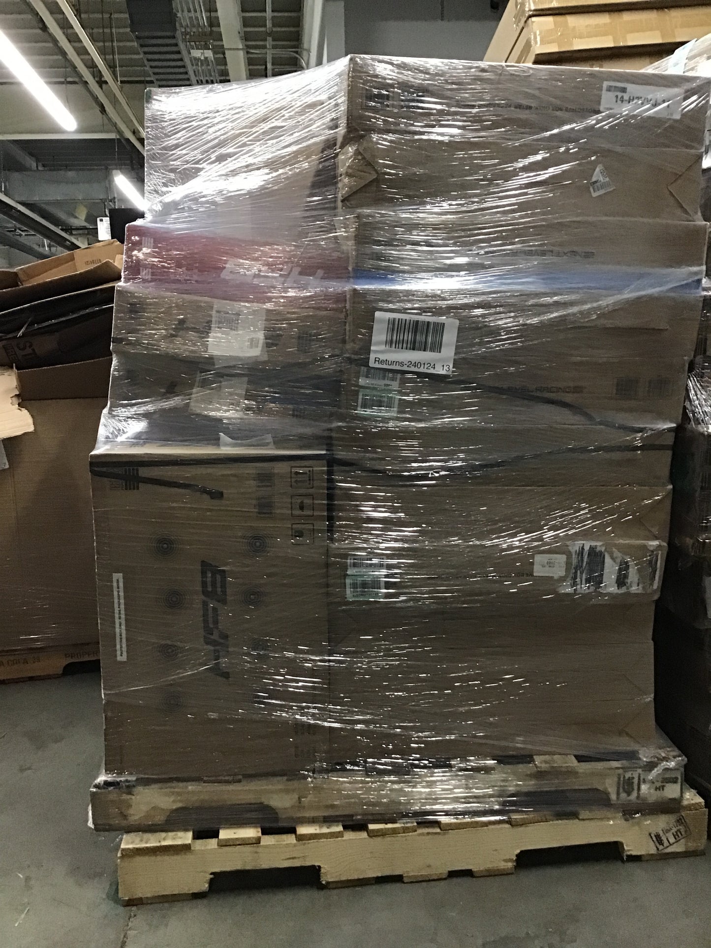 Liquidation Pallet of Gaming Accessories, Pallet-FUS